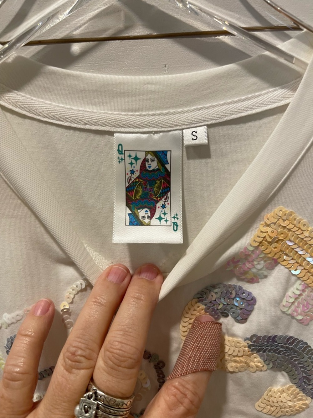 Queen Of Hearts Sequin Embellished 'YES!' Graphic T-Shirt Dress Size Small - Picture 2 of 10